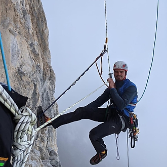 Tři kamarádi na Silberhornu: z deníku branického alpinisty o prvovýstupu na Silberhorn v masivu Jungfrau